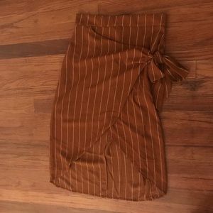 Rust colored slit skirt